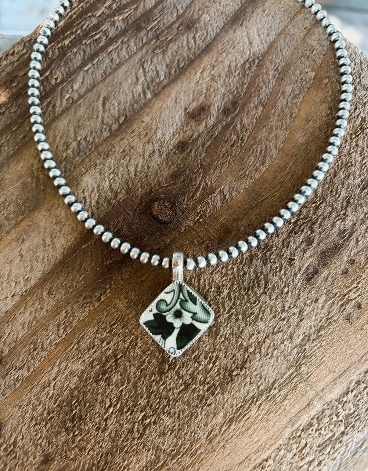 Diamonds & Daisys Pendant