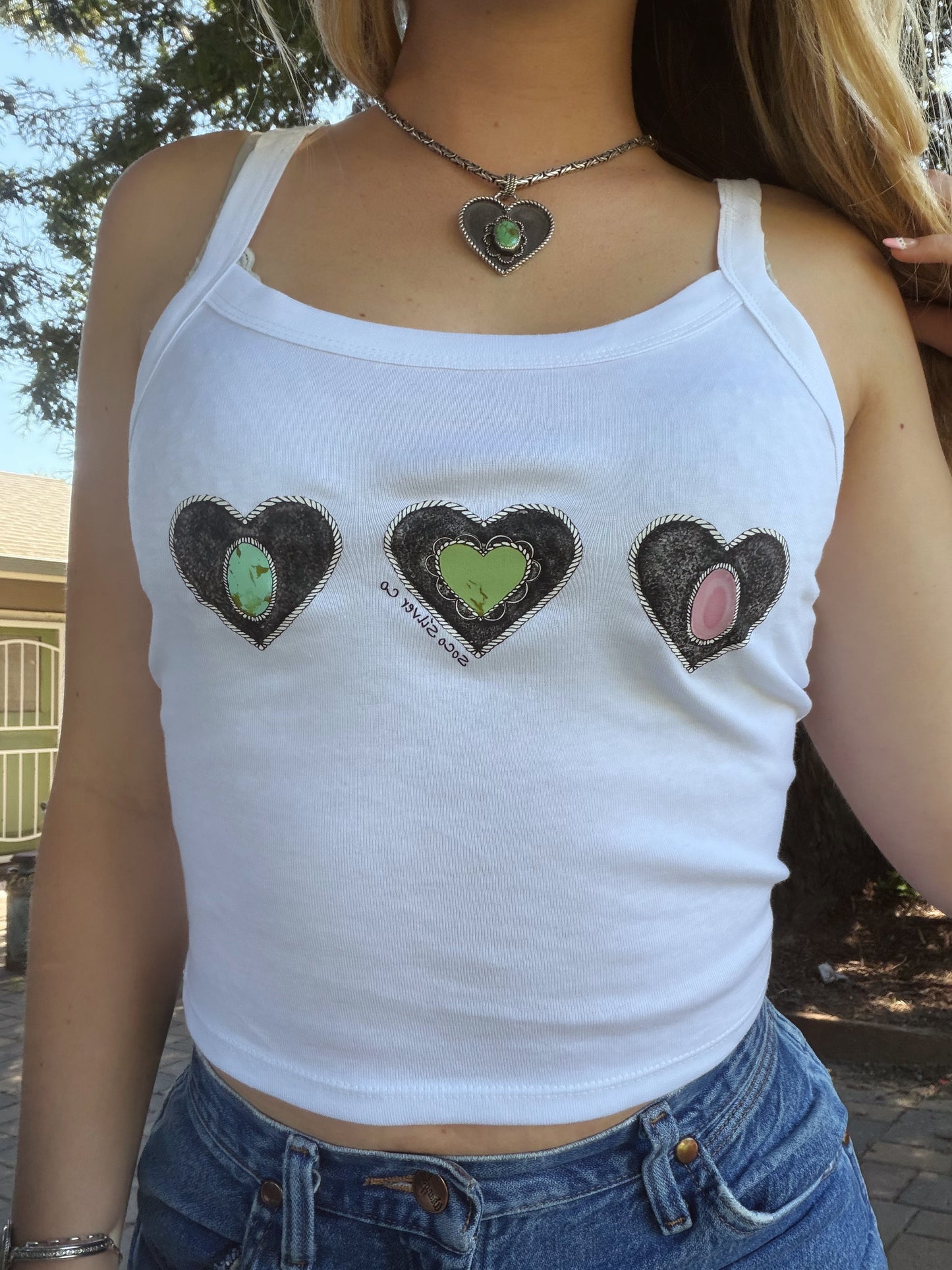 The SoCo Sweetheart White Tank