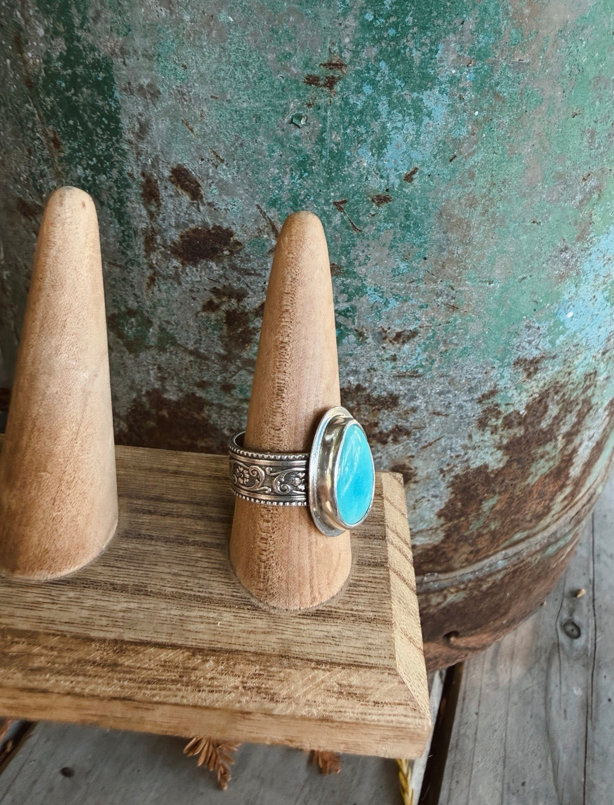 The Annie Lou Ring Size 11